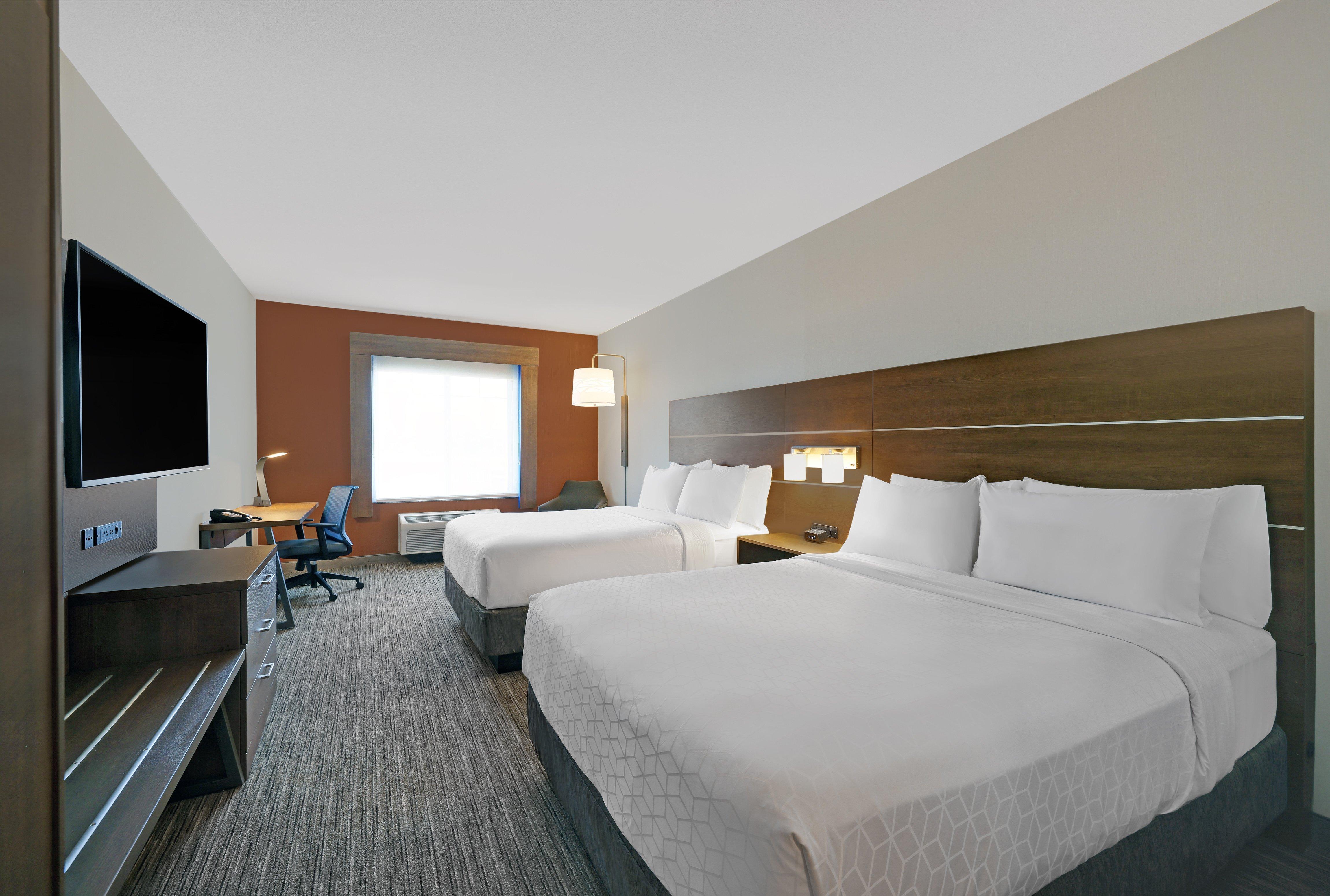 Holiday Inn Express Newport By Ihg Exterior photo